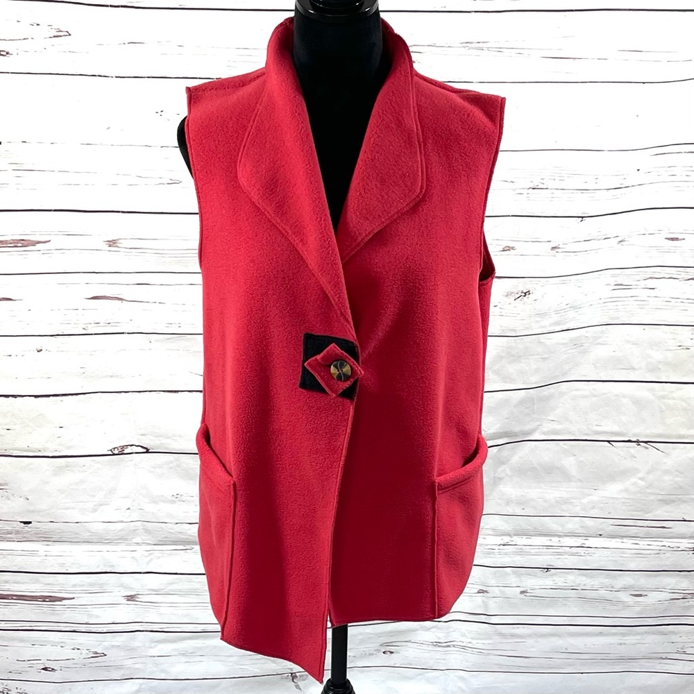 Janska Fleece Vest Womens Size M Red One Button Front 2 Pockets Lagenlook Artsy